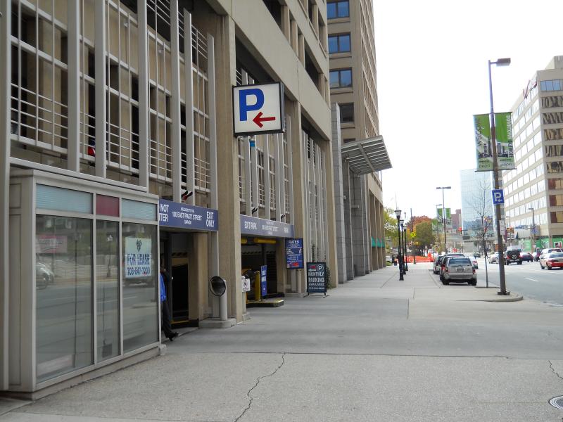 LAZ Parking at 100 E. Pratt St. Baltimore Parking