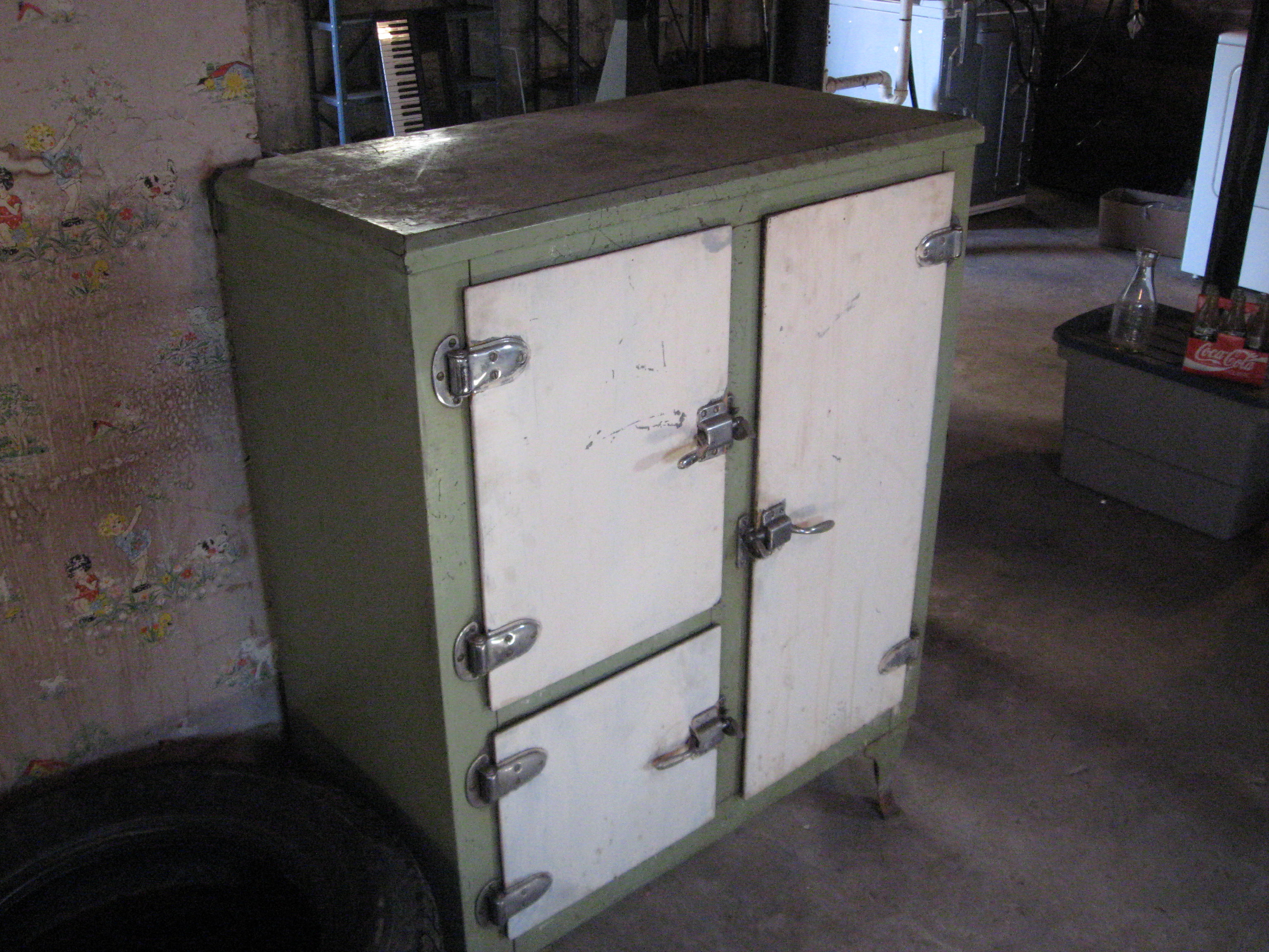Antique ice box antique appraisal InstAppraisal