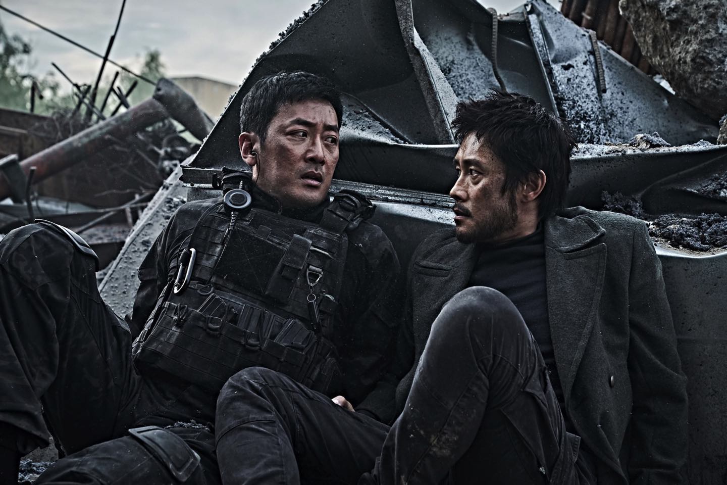 Review "Ashfall" Is An Epic Disaster Film With Korean Flavor...And