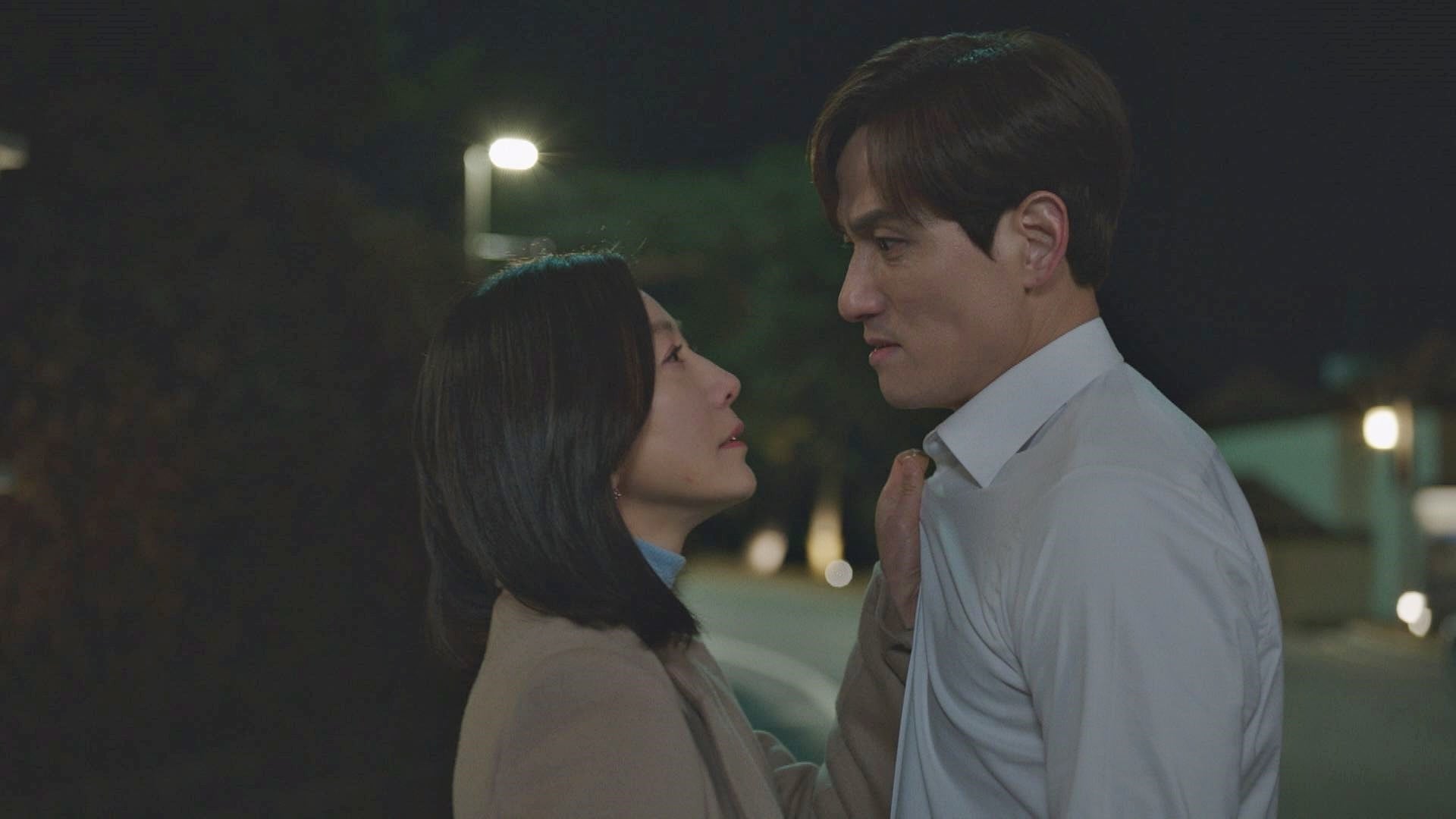 Review "The World of the Married" Is an Intense, Controversial Drama