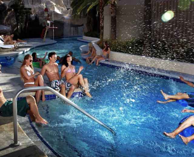 19 Best Pools in Las Vegas Hours, Cabana, Day Bed, Beach, Lazy River