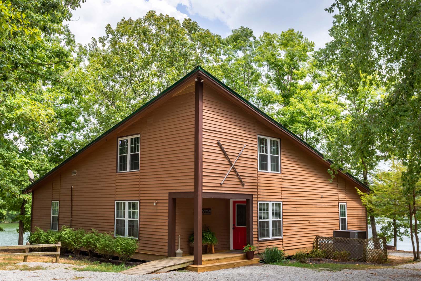 Natchez Trace RV Campground Lake