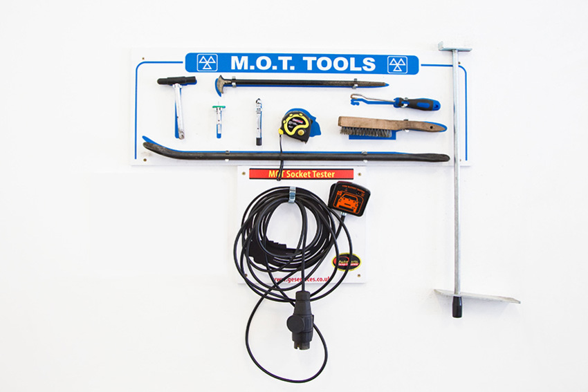 Can I Mot My Car Before The Due Date Classic Car Walls