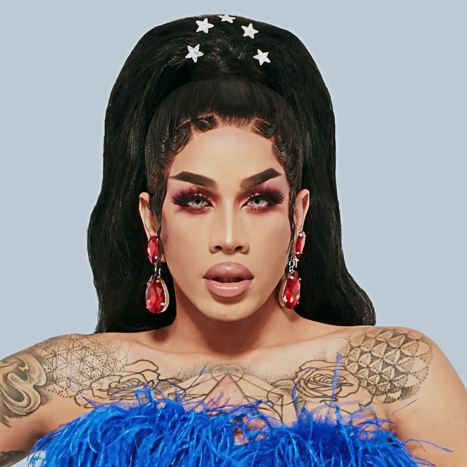 Dahlia Sin | Drag Queen | Squirrels & Friends