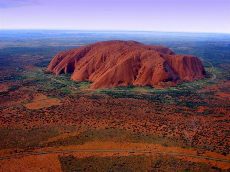 【オーストラリア】大迫力の世界遺産・エアーズロックの楽しみ方を伝授！ おすすめ旅行を探すならトラベルブック