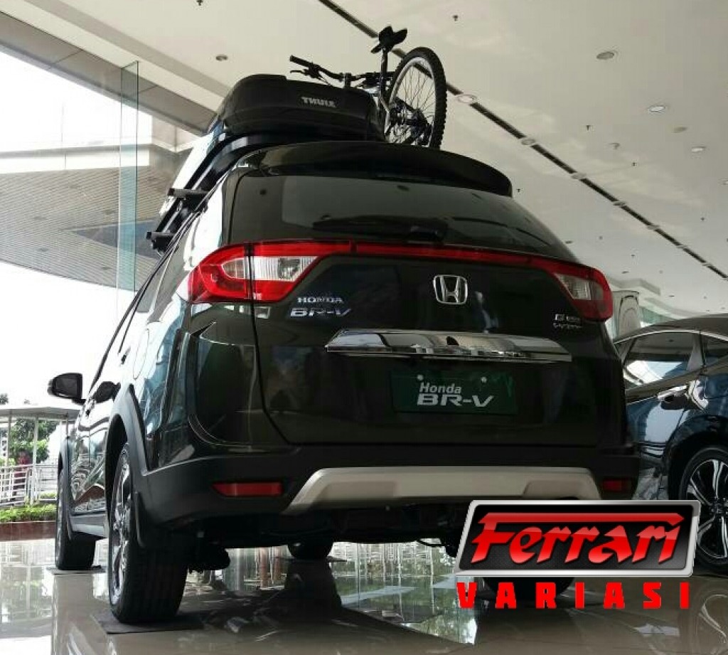 Ferrari Variasi Surabaya thule Indonesia