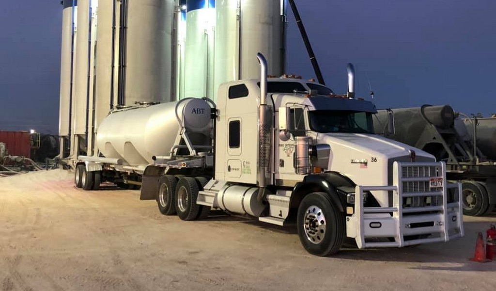Driver shortage sees Texas firm offer experienced truckers 14,000 a