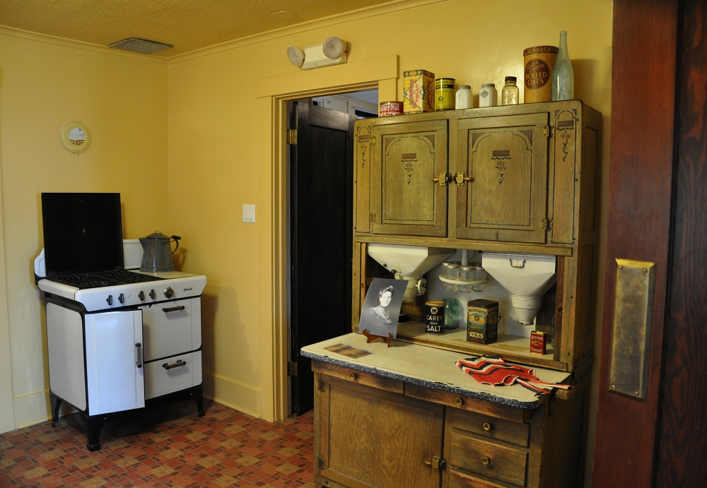 6 Features of Victorian Kitchens That Are Today Dusty Old Thing