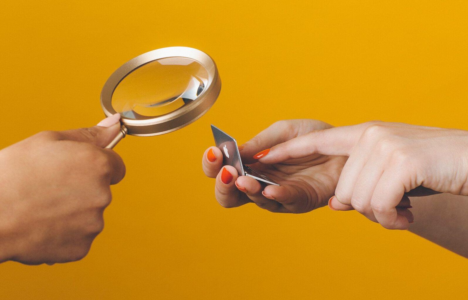 4 call center script examples (+ tips and best practices)