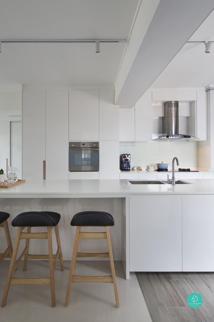 Up or Down Which Kitchen Hood Is Best For Your Home? Qanvast