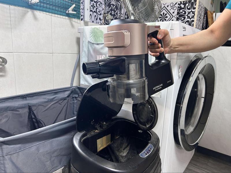 Product Review Hitachi’s New WalletFriendly Cordless Vacuum Cleaner Qanvast
