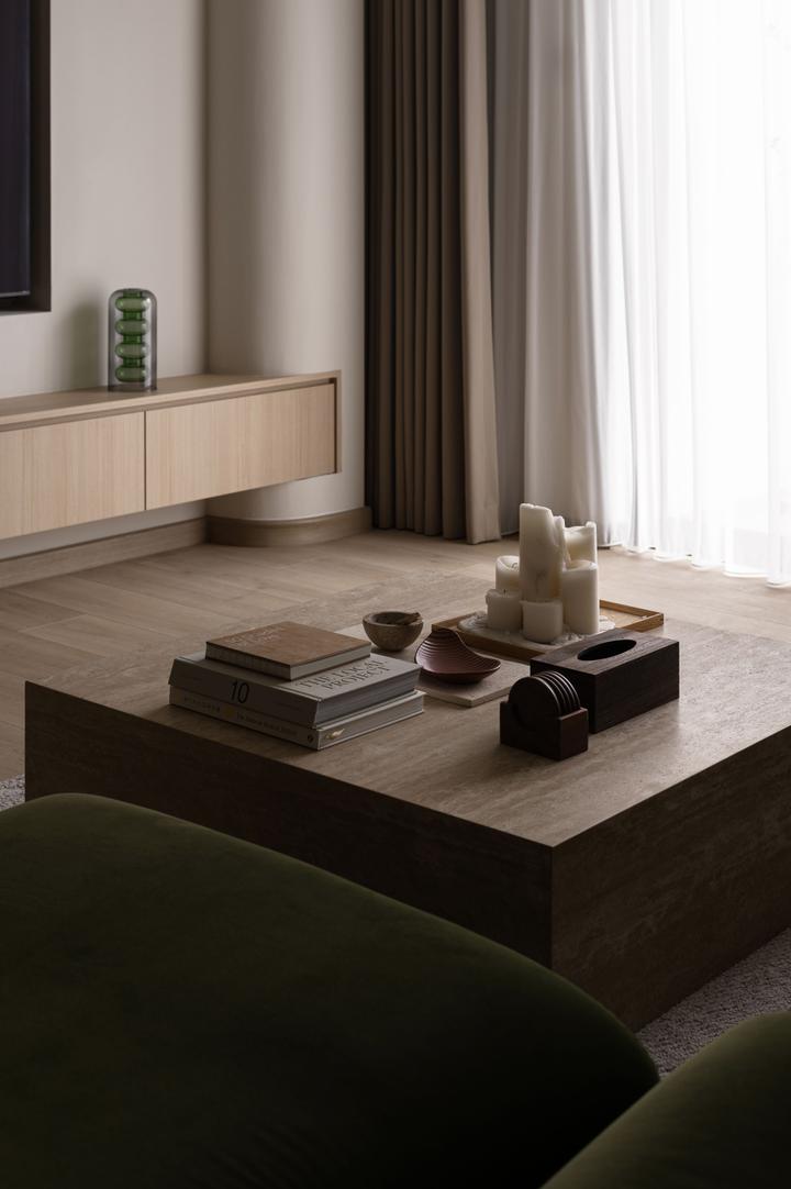 Spring Grove Condo (2023) by SG Interior Design Qanvast