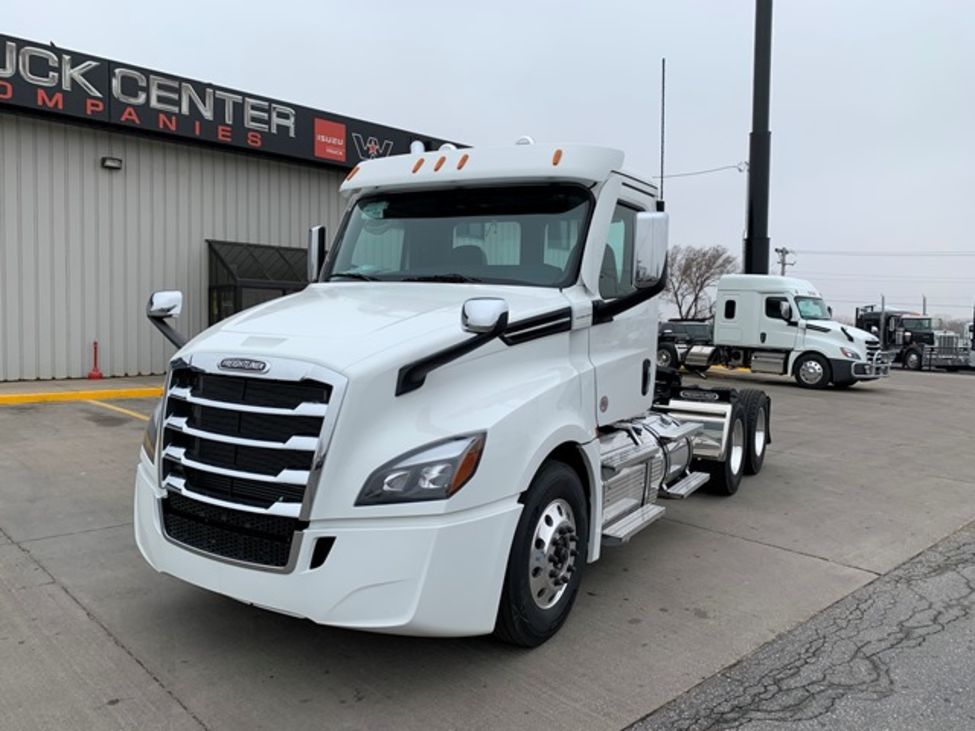2021 Freightliner Cascadia CA126 StockNum ML0215 Nebraska,Kansas,Iowa