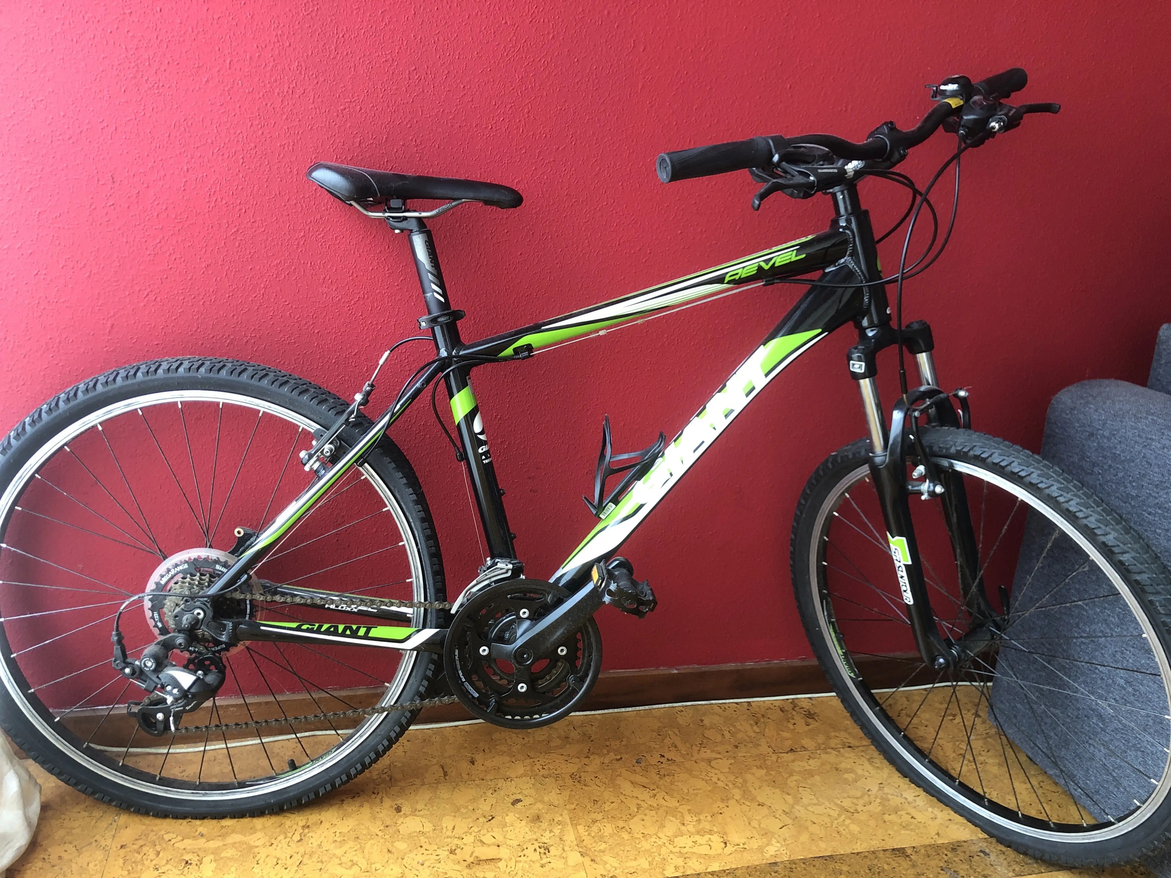 Giant Revel 3 used in m buycycle