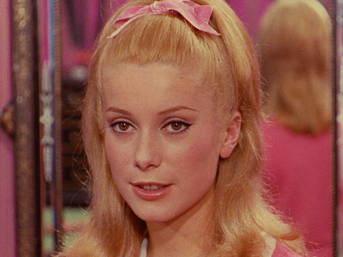 Umbrellas of Cherbourg Museum of Fine Arts Boston