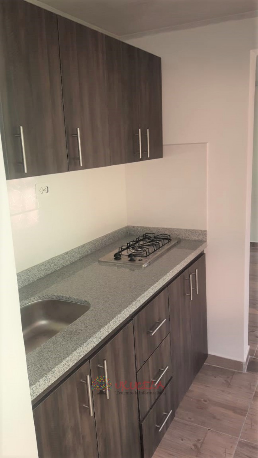 Vende casa con renta en Fanny Gonzales Ukucela