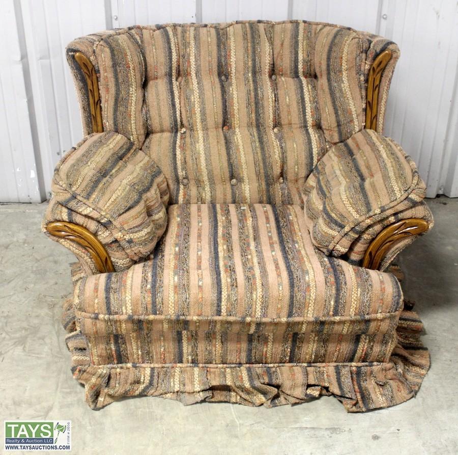 Tays Realty & Auction Auction ABSOLUTE ONLINE AUCTION FURNITURE