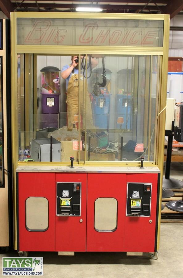 Tays Realty & Auction Auction ABSOLUTE ONLINE AUCTION FURNITURE