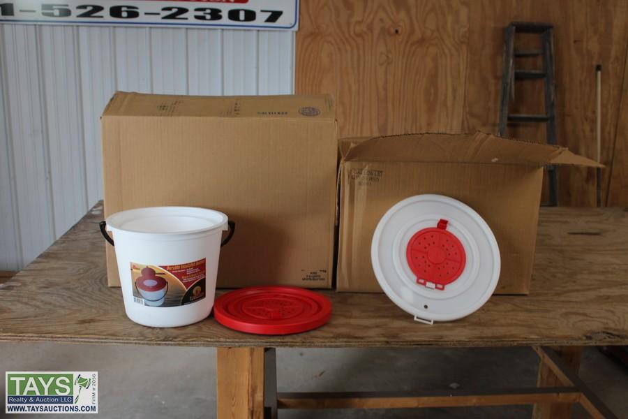 Tays Realty & Auction Auction ABSOLUTE ONLINE AUCTION SEMIS