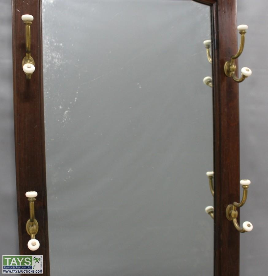 Tays Realty & Auction Auction Tays Facility October Auction ITEM