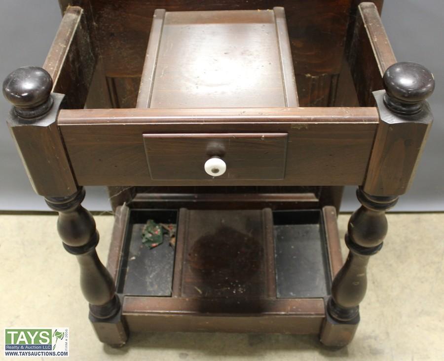 Tays Realty & Auction Auction Tays Facility October Auction ITEM