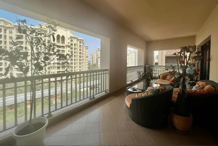 One Two Three Four bedroom apartment for Sale at Golden Mile Apartments