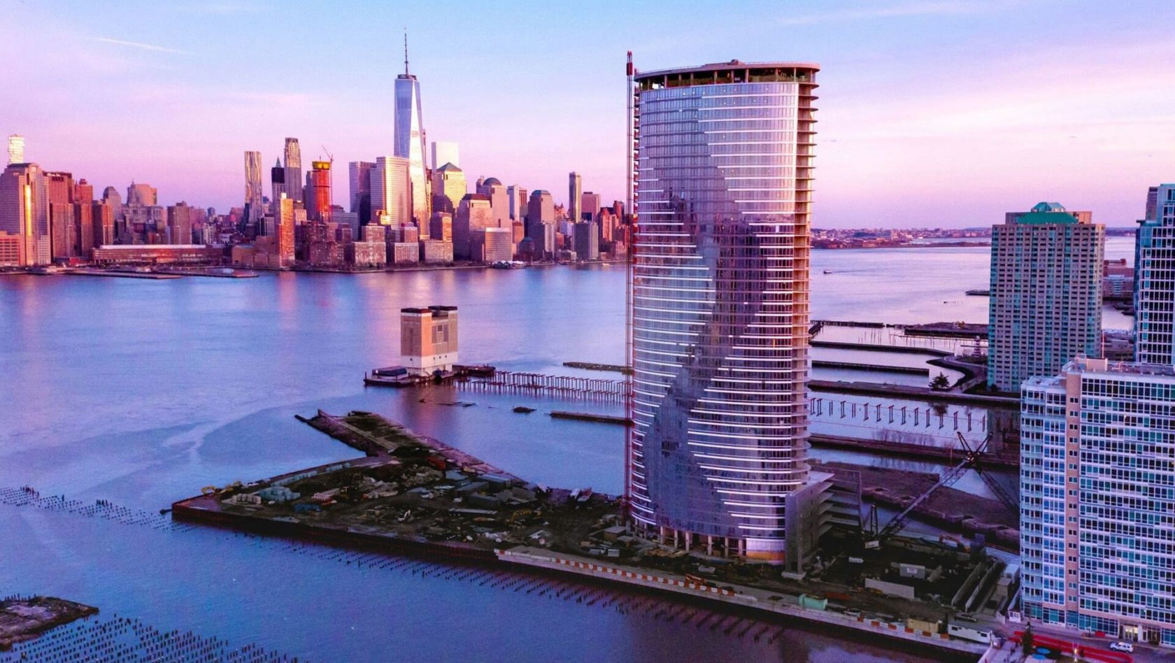 Making a Home in Newport, Jersey City Lynn Hazan