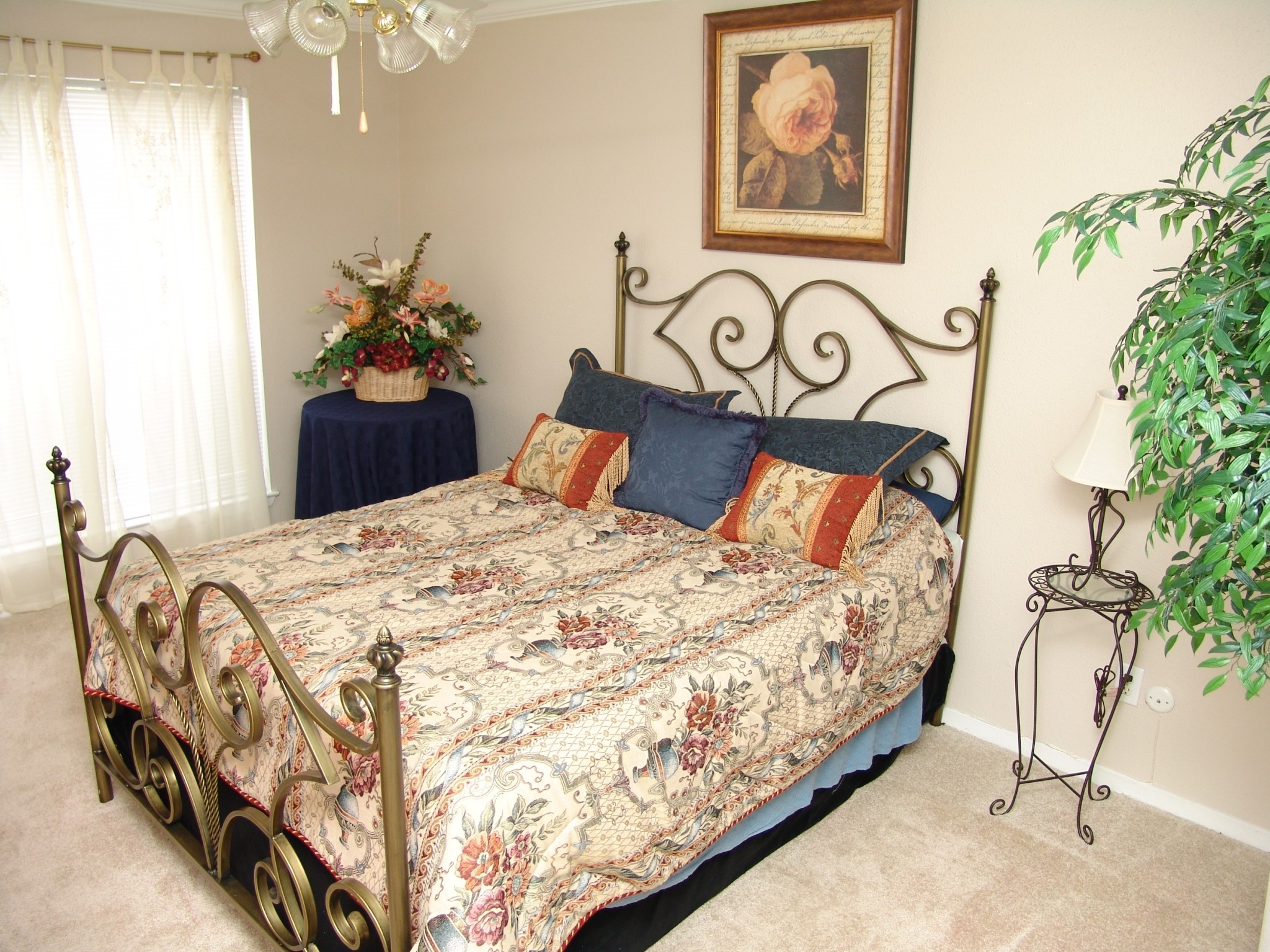 SunBlossom in Woodlake, Houston (see reviews, photos, and availability)