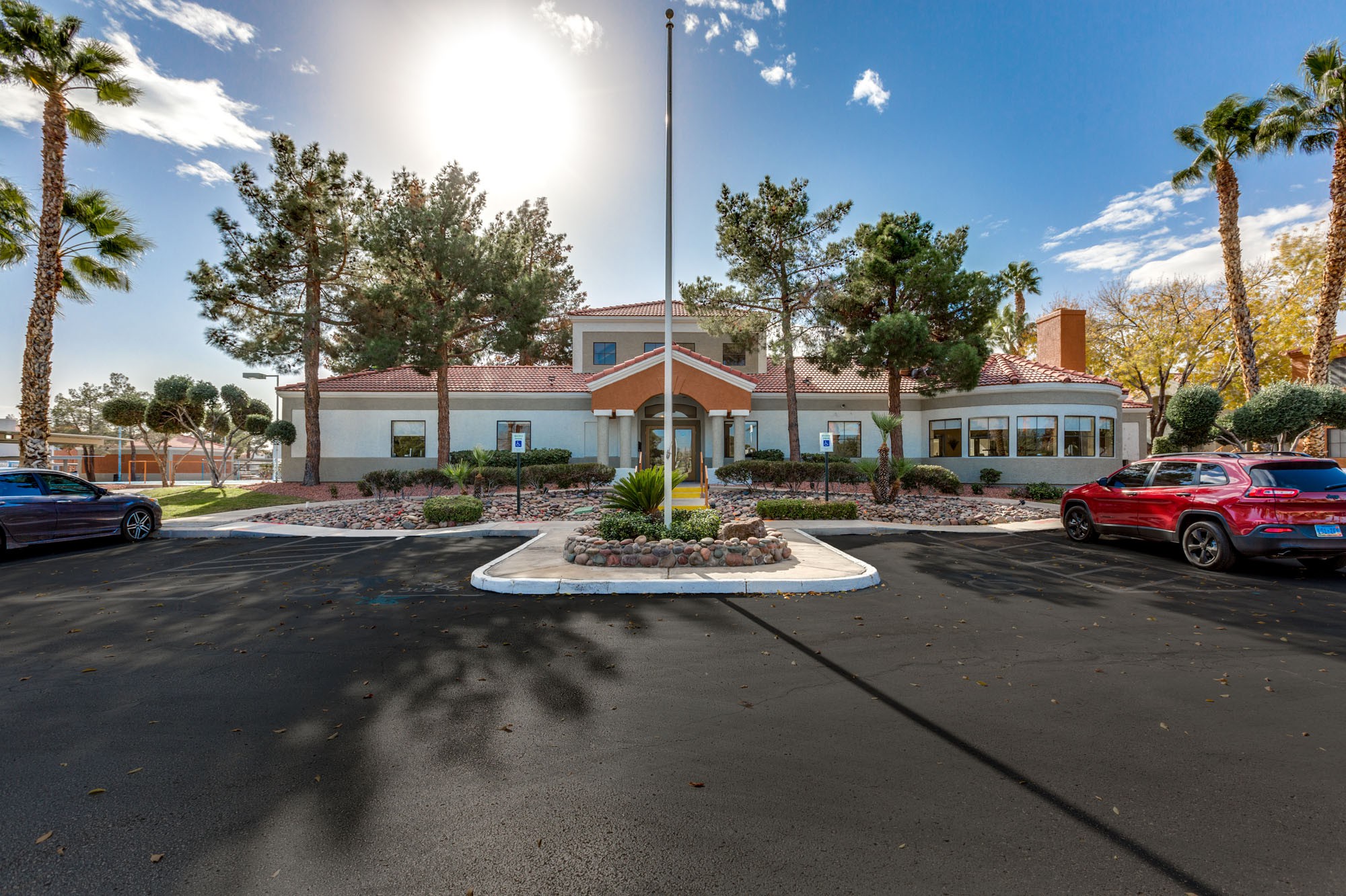 Stonegate Apartments, Las Vegas (see reviews, pics & AVAIL)