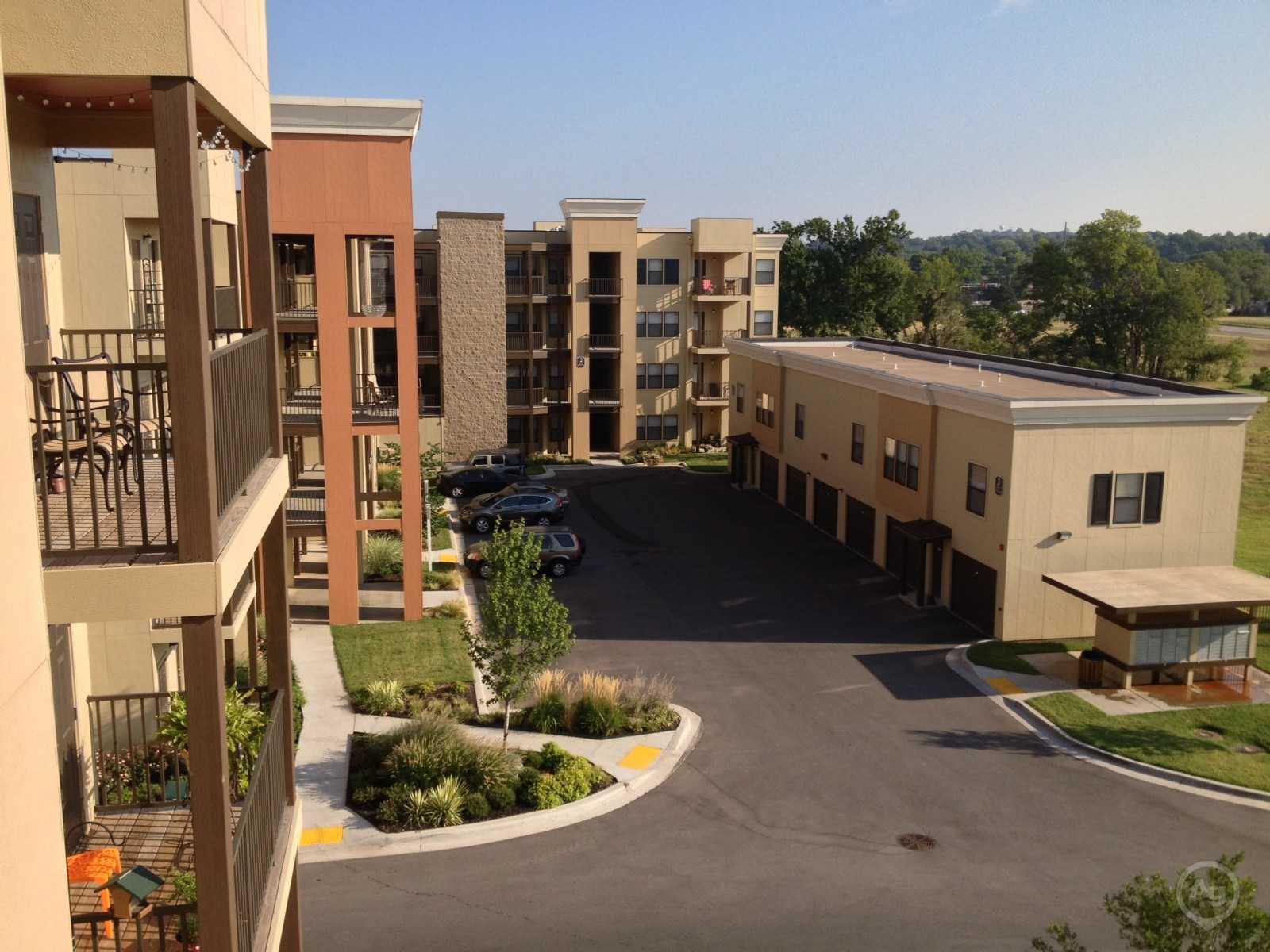 Crown Woods Village Apartments for Rent 9201 Riverside Pkwy, Tulsa