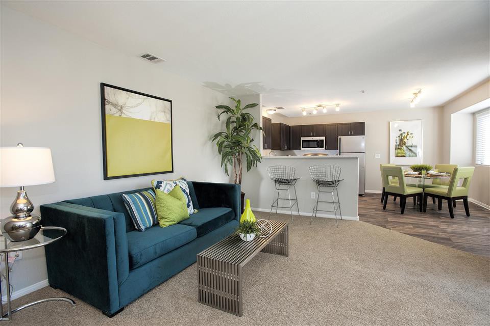 Bella Vista Apartments, Elk Grove (see reviews, pics & AVAIL)
