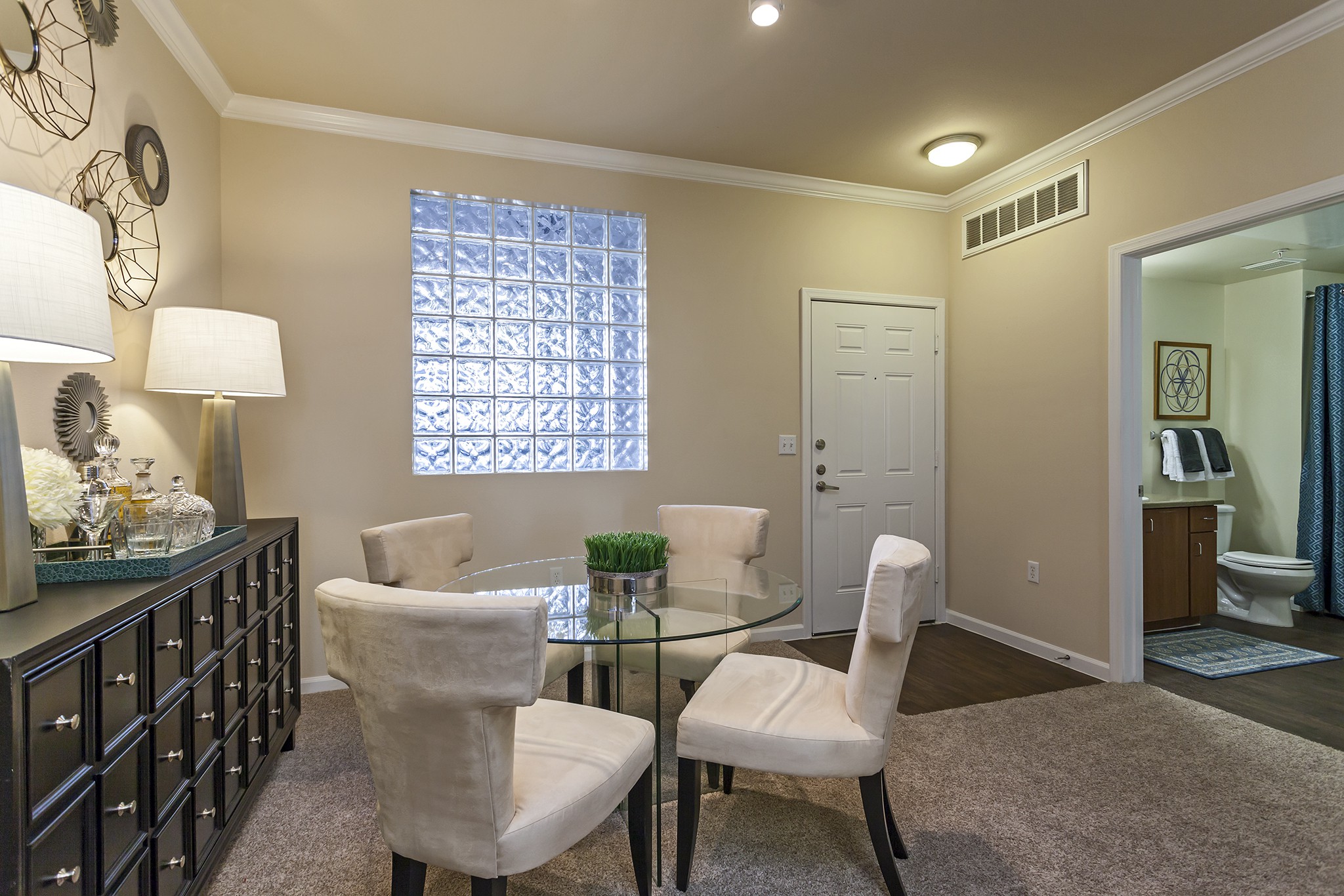 Camden Landmark, Ontario (see pics & AVAIL)