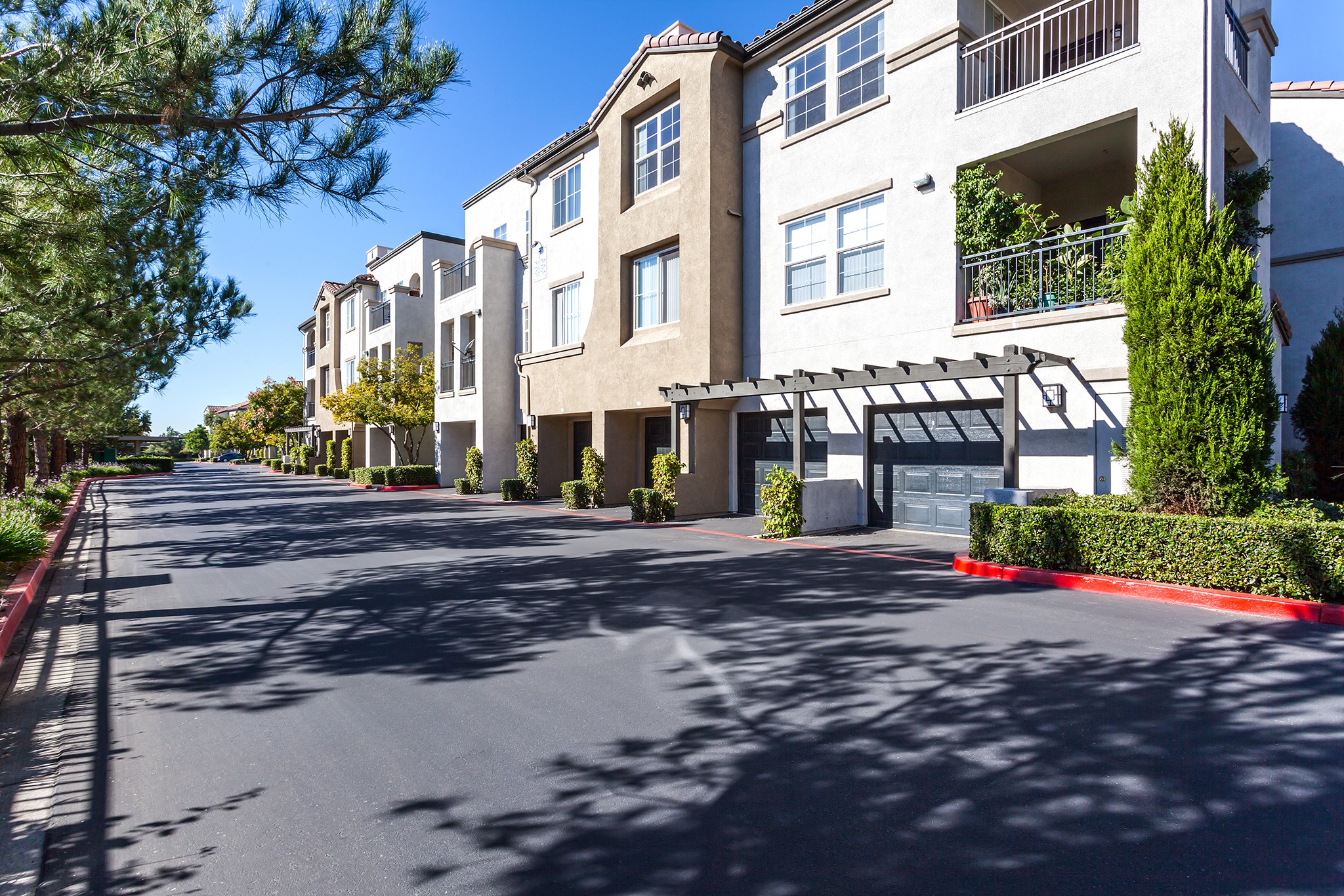 Camden Landmark, Ontario (see pics & AVAIL)