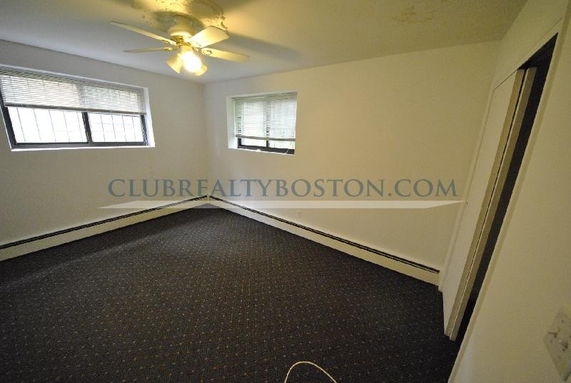 The cheapest apartment rentals in West Roxbury, right now