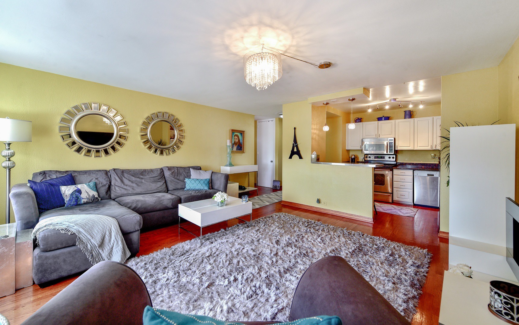 Renting in Chicago What will 1,800 get you?