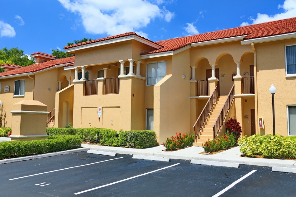 IMT Pinebrook Pointe, Margate (see pics & AVAIL)