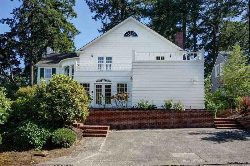 1815 Fairmount Avenue South, Salem, OR 97302 ListReports