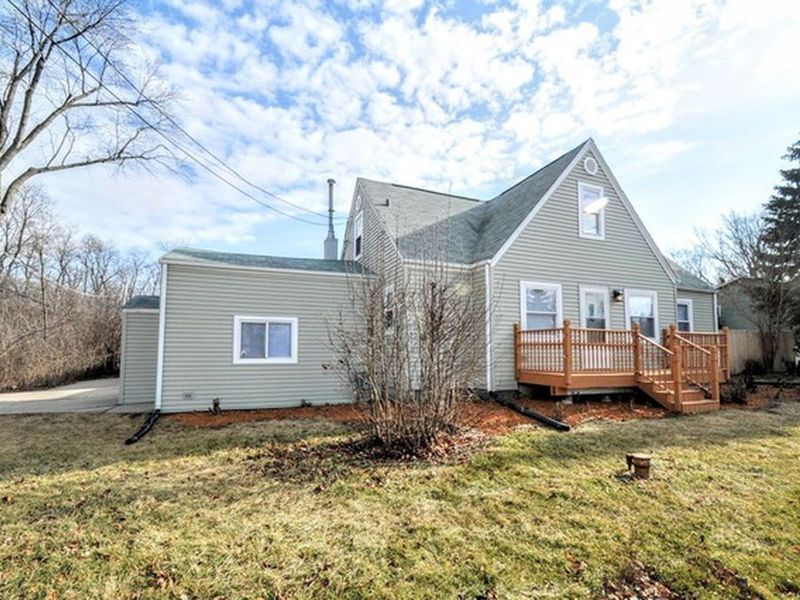 2 N277 Swift Rd, Lombard, IL 60148 ListReports