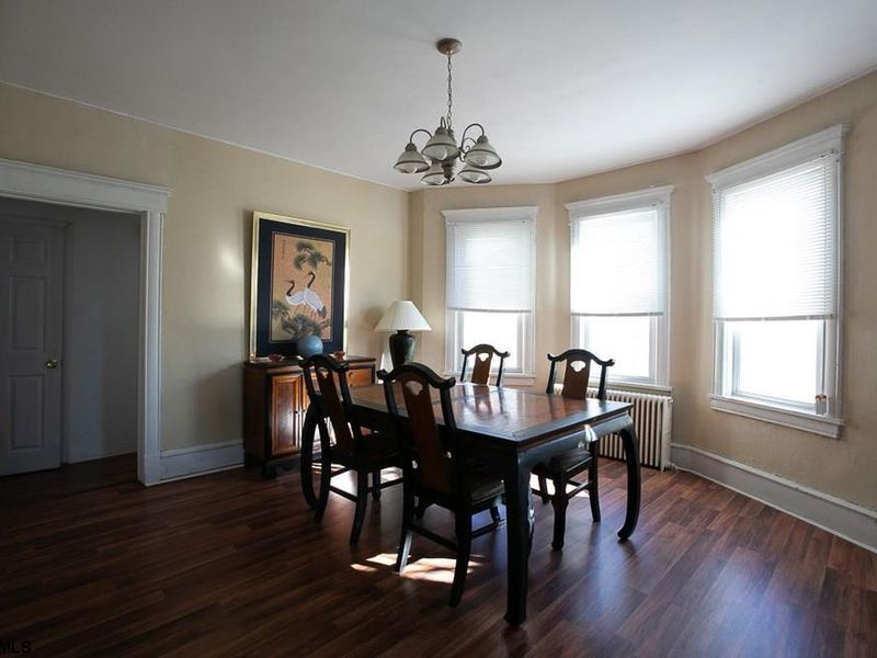 19 N Hillside Ave, Ventnor, Nj 08406 ListReports