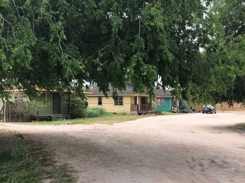 9607 N Taylor Rd, Mission TX 78574 ListReports