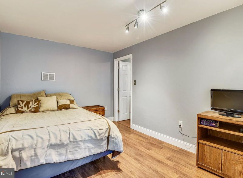 3440 Old Crown Drive, Pasadena, Md 21122 ListReports