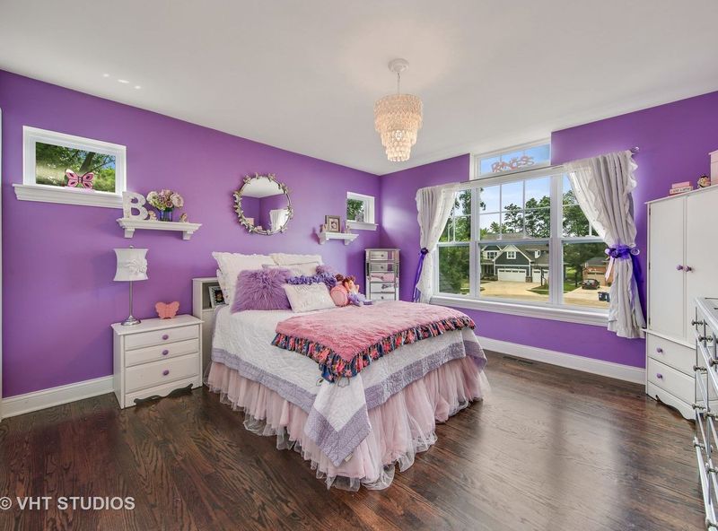 409 Atwood Court, Downers Grove, Il 60516 ListReports