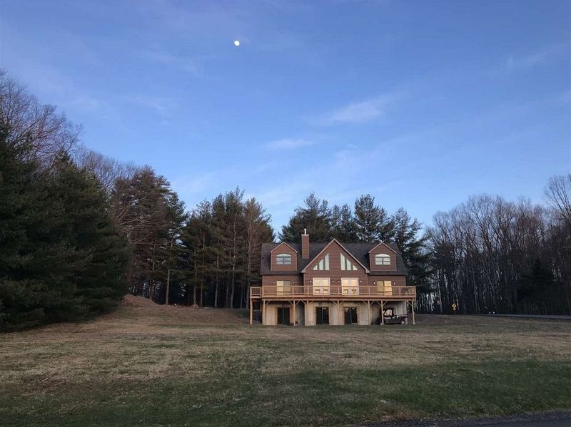 6827 State Route 52, Lake Huntington, NY 12752 ListReports