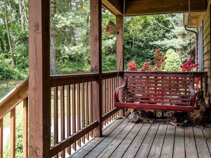 236 Middlebrook Rd, Staunton, VA 24401 ListReports