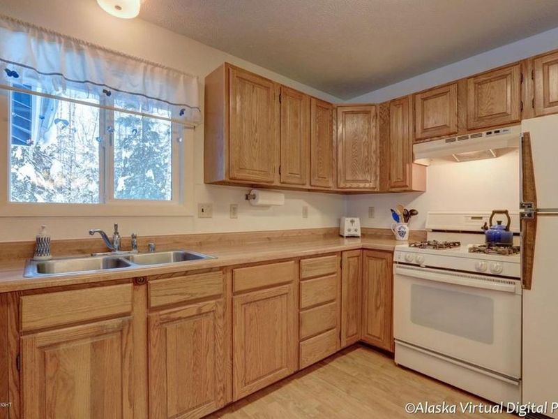 20236 J K Ln, Chugiak, AK 99567 ListReports