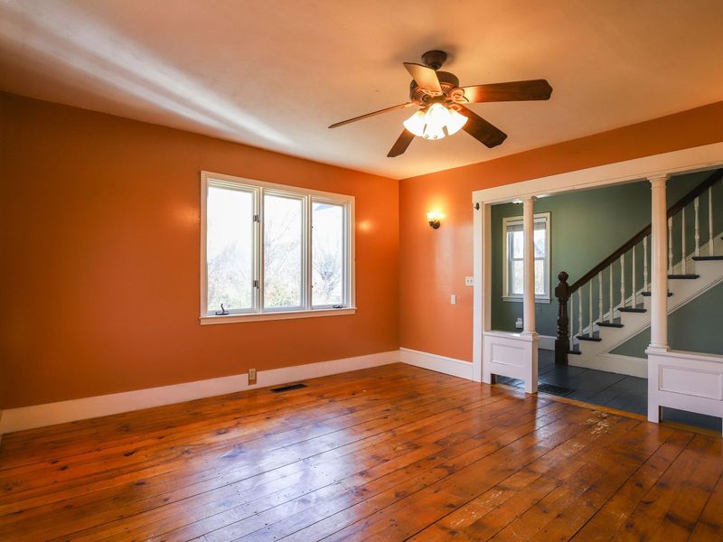 37 High Street, South Berwick, ME 03908 ListReports