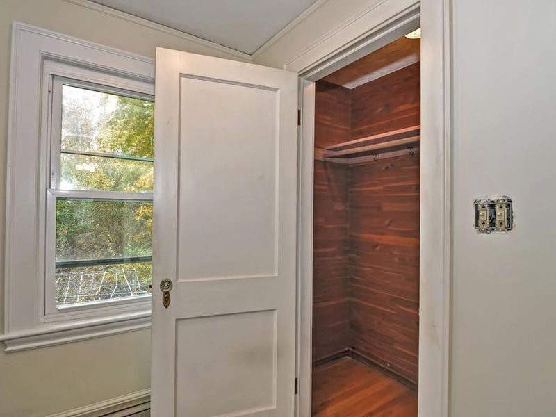 184 Lawrence Rd, Medford, MA 02155 ListReports