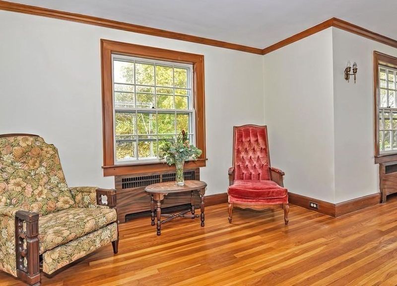 184 Lawrence Rd, Medford, MA 02155 ListReports