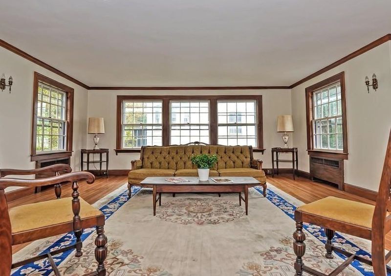 184 Lawrence Rd, Medford, MA 02155 ListReports