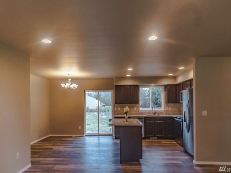 8866 Blaine Rd, Blaine WA 98230 ListReports